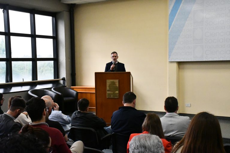 Naón sobre la Marcha Federal Universitaria: “Todas son diferentes, pero en todas copamos las calles”